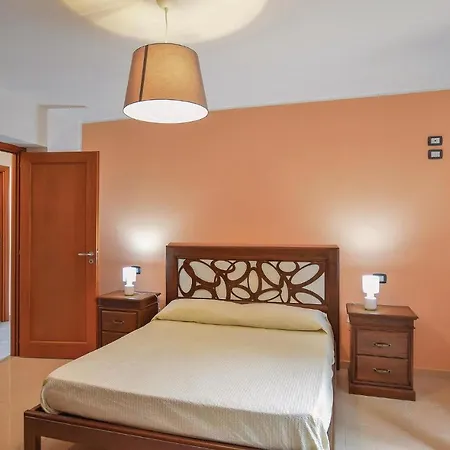 Nyaraló Francesca *