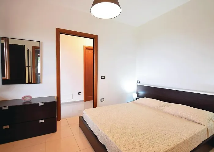 Francesca Nyaraló *