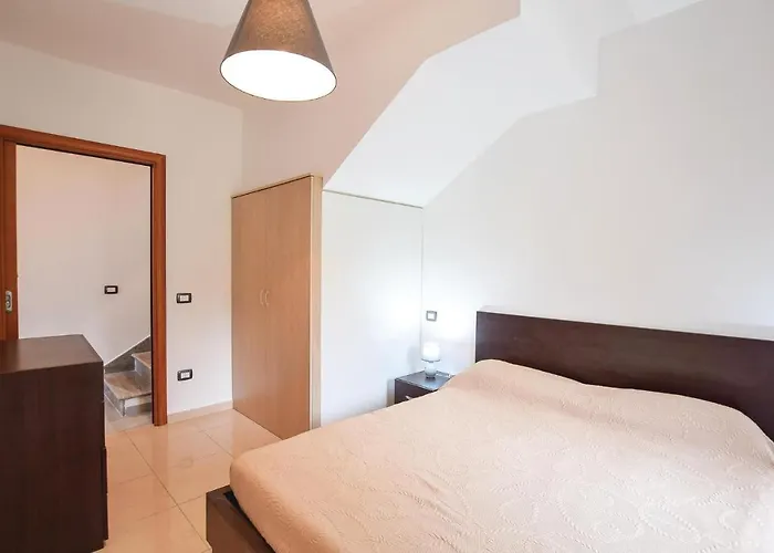 Francesca Nyaraló Praia a Mare